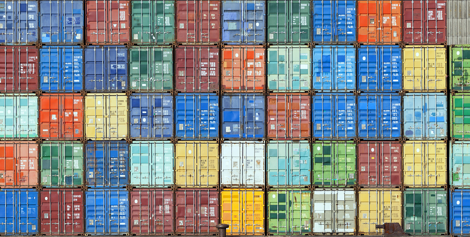 Durable shipping containers